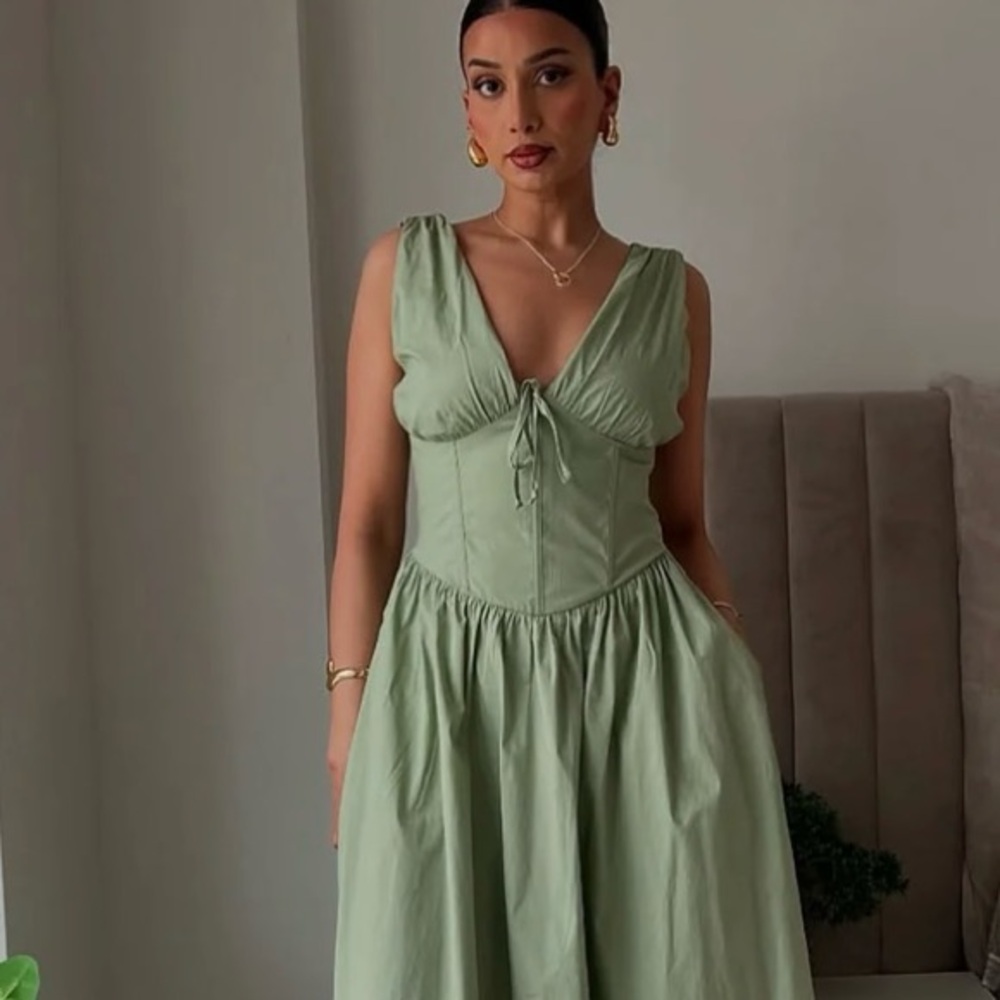 Georgina Stretch Poplin Midi Dress - Sage